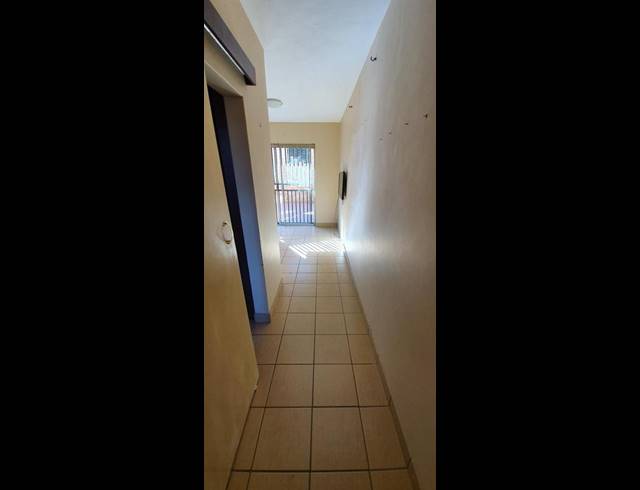 1 BEDROOM PROPERTY TO RENT IN DIE BULT